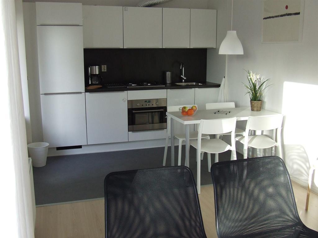 Appartement De Viool à Buren  Extérieur photo